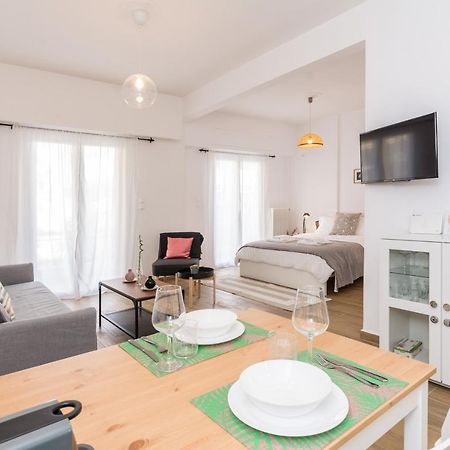 Wide Comfy Studio Apartment Centrally Located In Thissio Athen Eksteriør billede